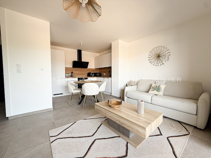 Appartement 47m2
4 Pers, Garage Fermé, Centre Port - Lecci