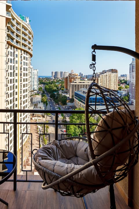 Arcadia | 1BR | Balcony | InstaZone | 800m sea