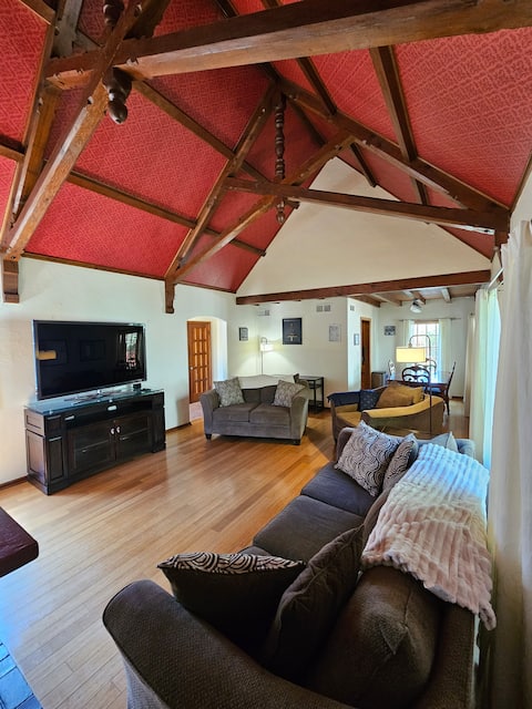 Successful Airbnb property: The Hollo House in Laramie