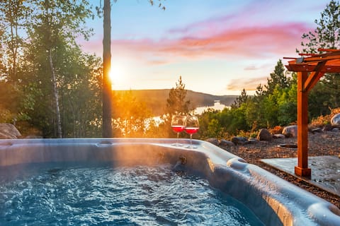 Ski|Views|Boat|Golf|Games|Jacuzzi|Sauna|Playground