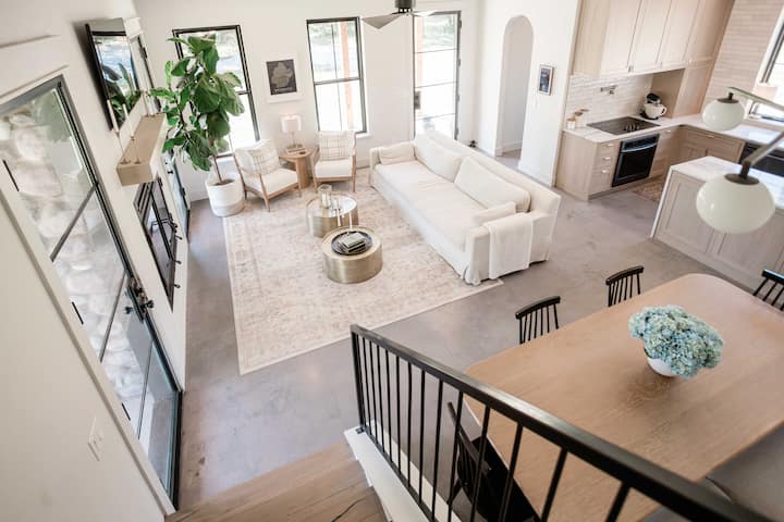 *For Sale* Modern Farmhouse On 6+ Acres (Up To 30) - Marlow, OK