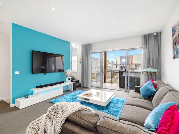 Townhouse With Spa & Pool In Martha Cove - Mornington