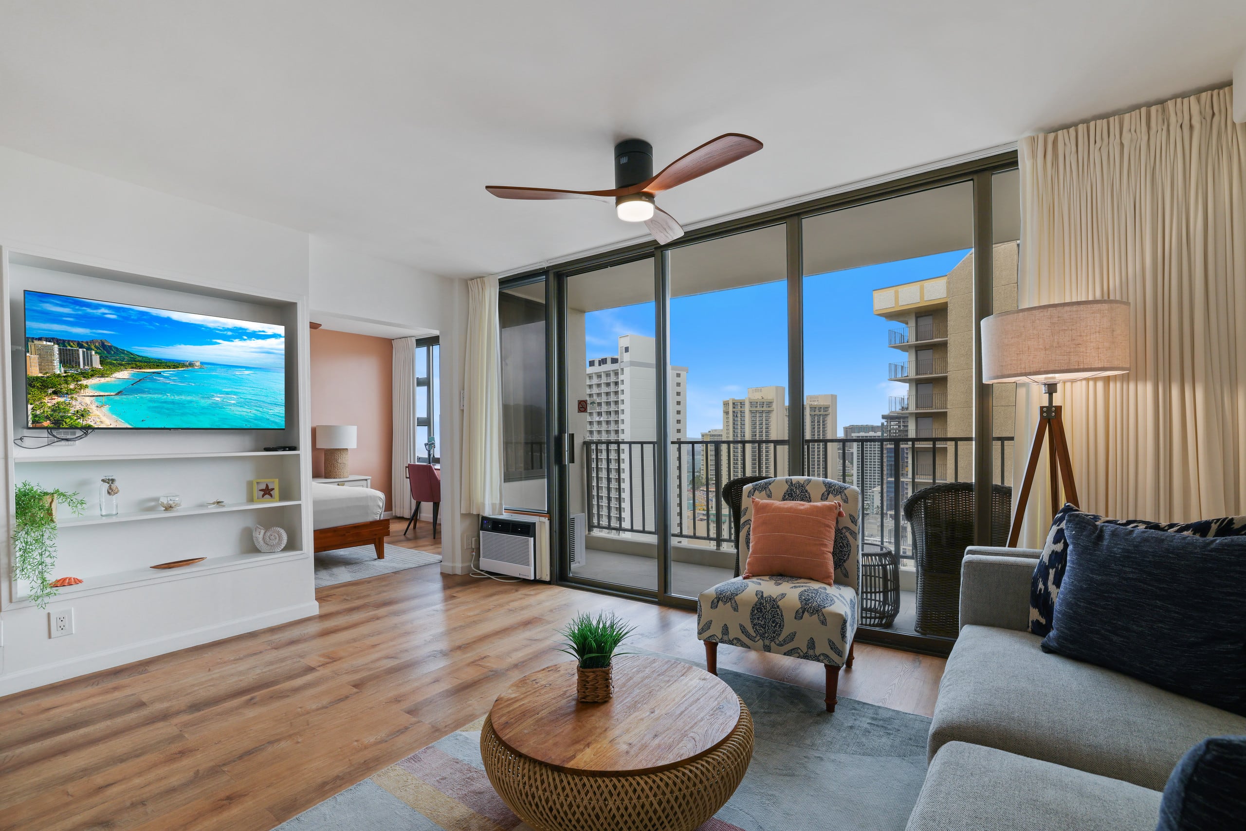 Hotel in Honolulu · ★4.92 · 1 bedroom · 1 bed · 1 private bath - Image 3