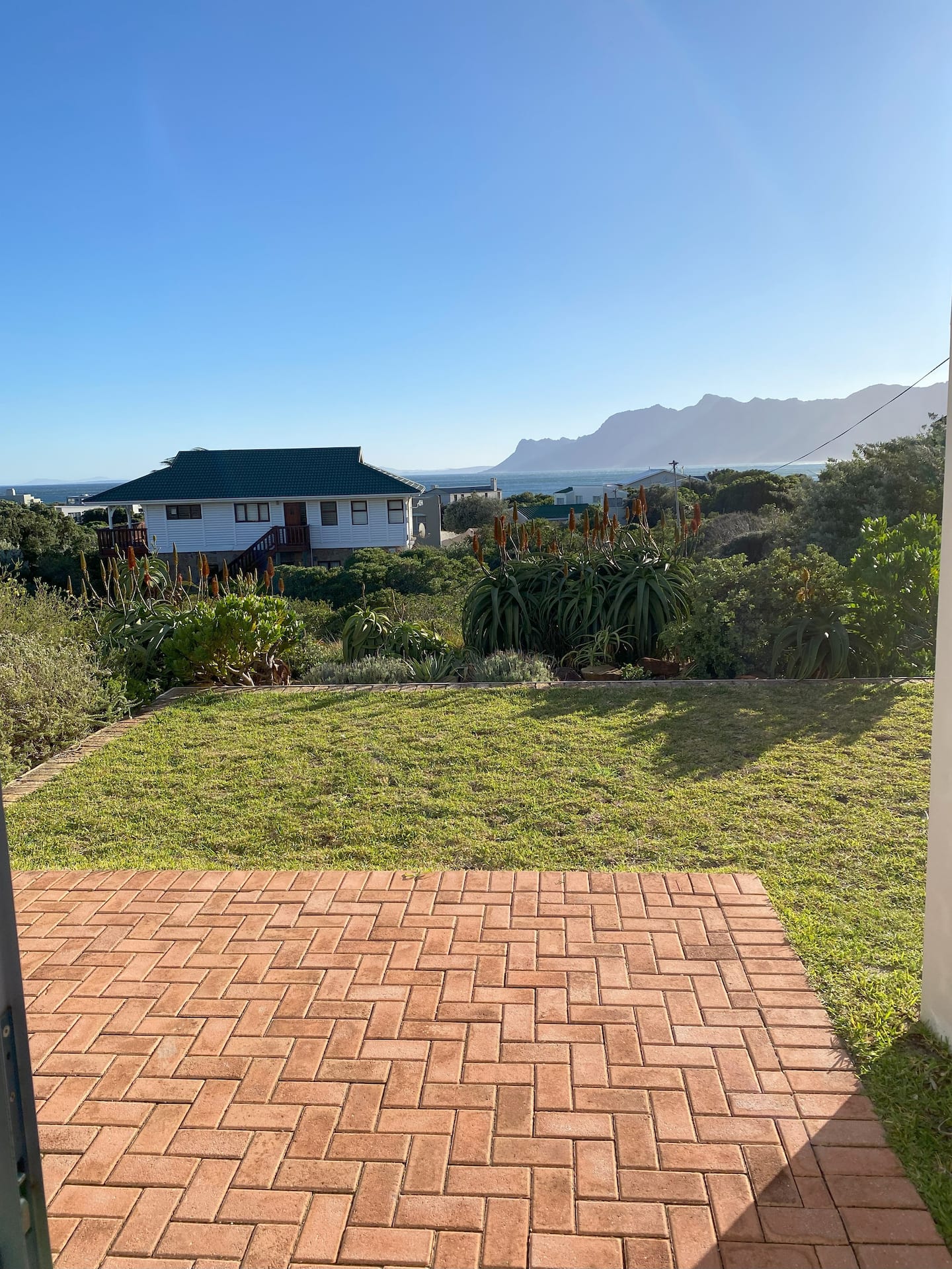 Villa Flora Exterior