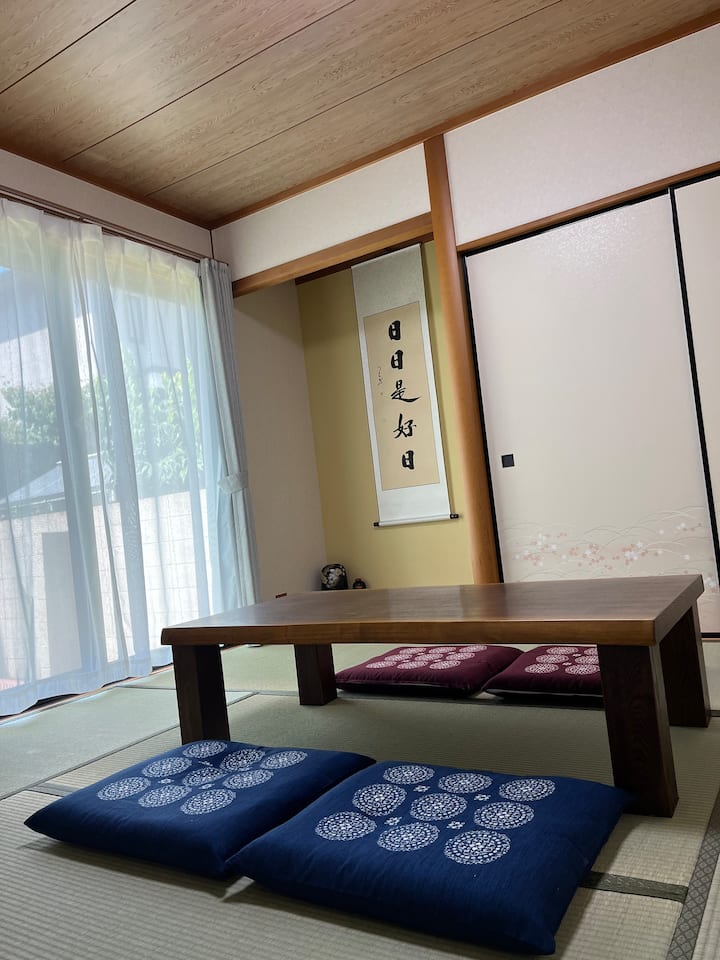 ワルーム（ 1階）