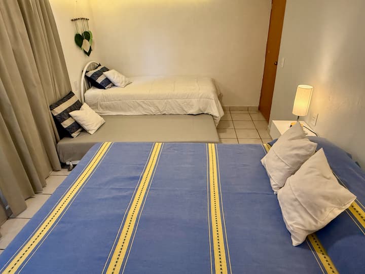 Простор, свежина и удобност за сите. Идеално за семејства или групи кои сакаат да се одморат без да се грижат за ништо.