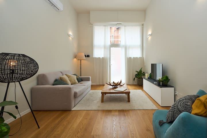 [Duomo Luxury Loft] 1 Minute Walk From DUOMO gallery image 2