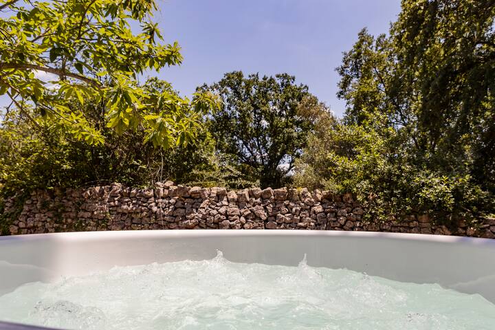 • Private Garden & Nordic Hot Tub • 4BR 8 guests gallery image 5