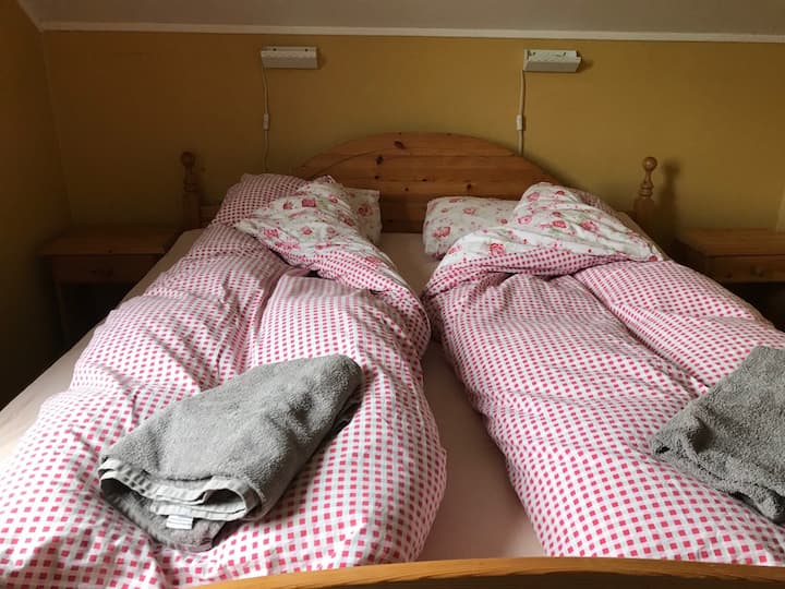 საძინებელი 1