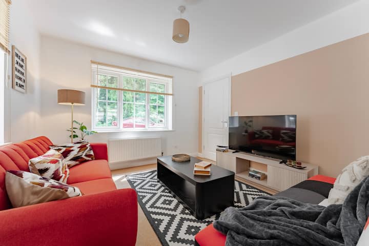 6 Br House For Long Stays (Families & Contractors) - Newmarket, UK
