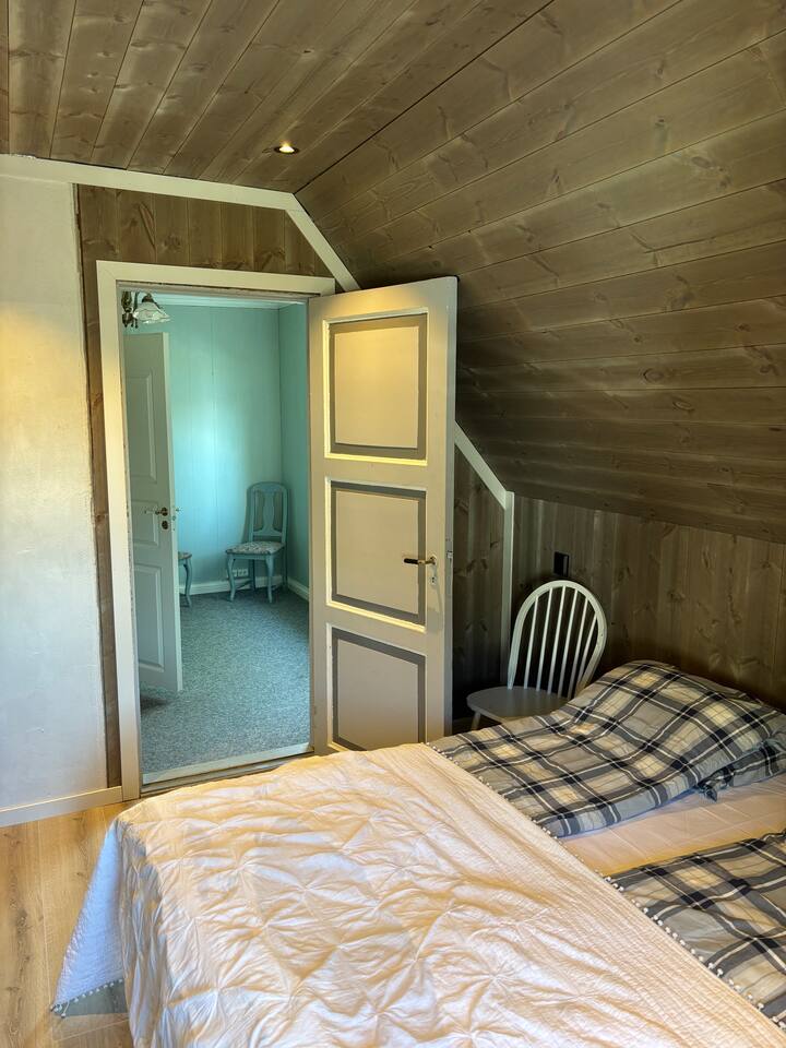 საძინებელი 1