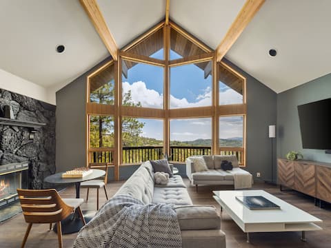 SOL VISTA | 4BD Retreat w/Theatre & Gameroom