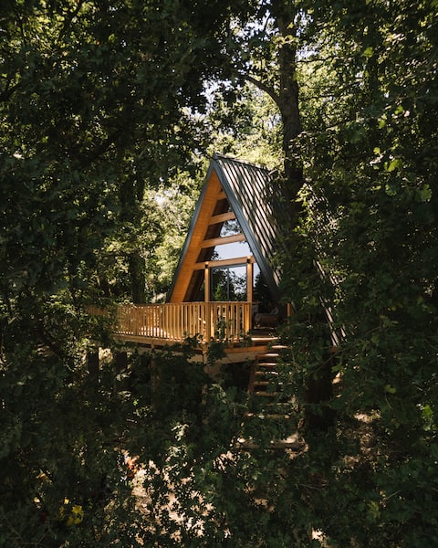 Oak Cabin