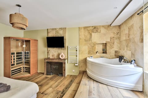 Emerald Suite - Balneotherapy, Sauna, Air Cond