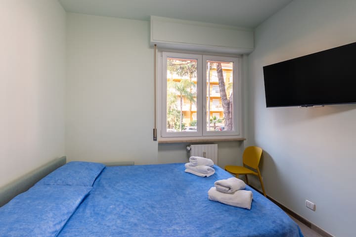 Sofá cama grande y funcional 