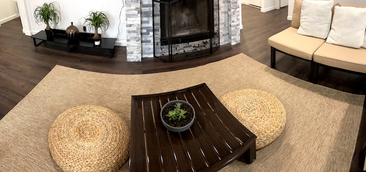 The Zen Luxe Lounge - Leander, TX