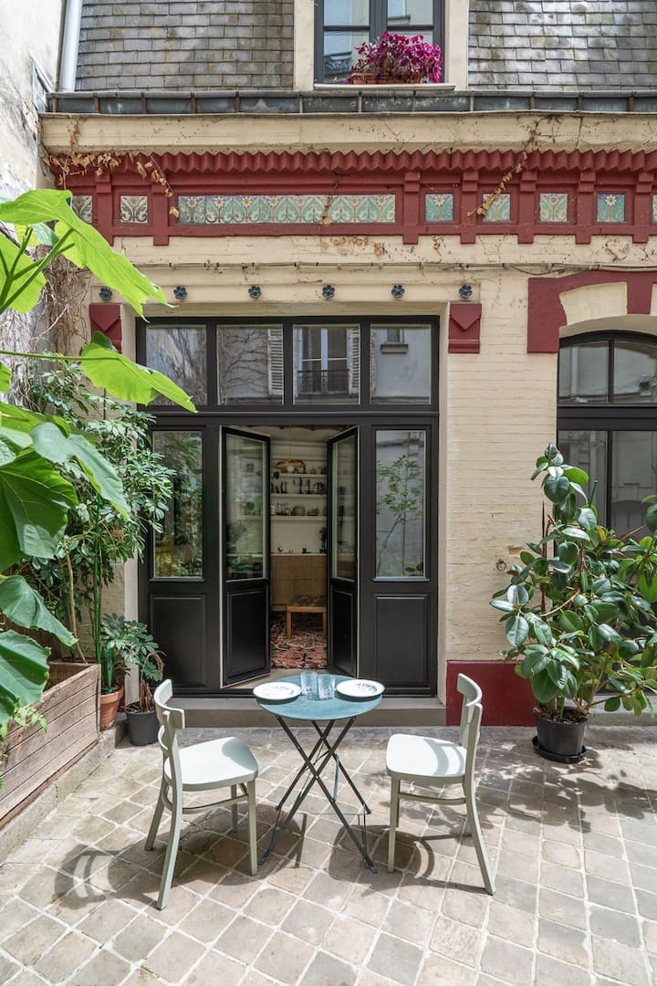 Maison Indépendante Avec Cour Intérieure - Paris