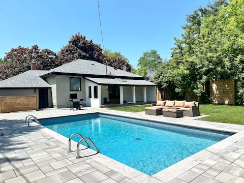 3 bedroom home close to downtown with Pool!