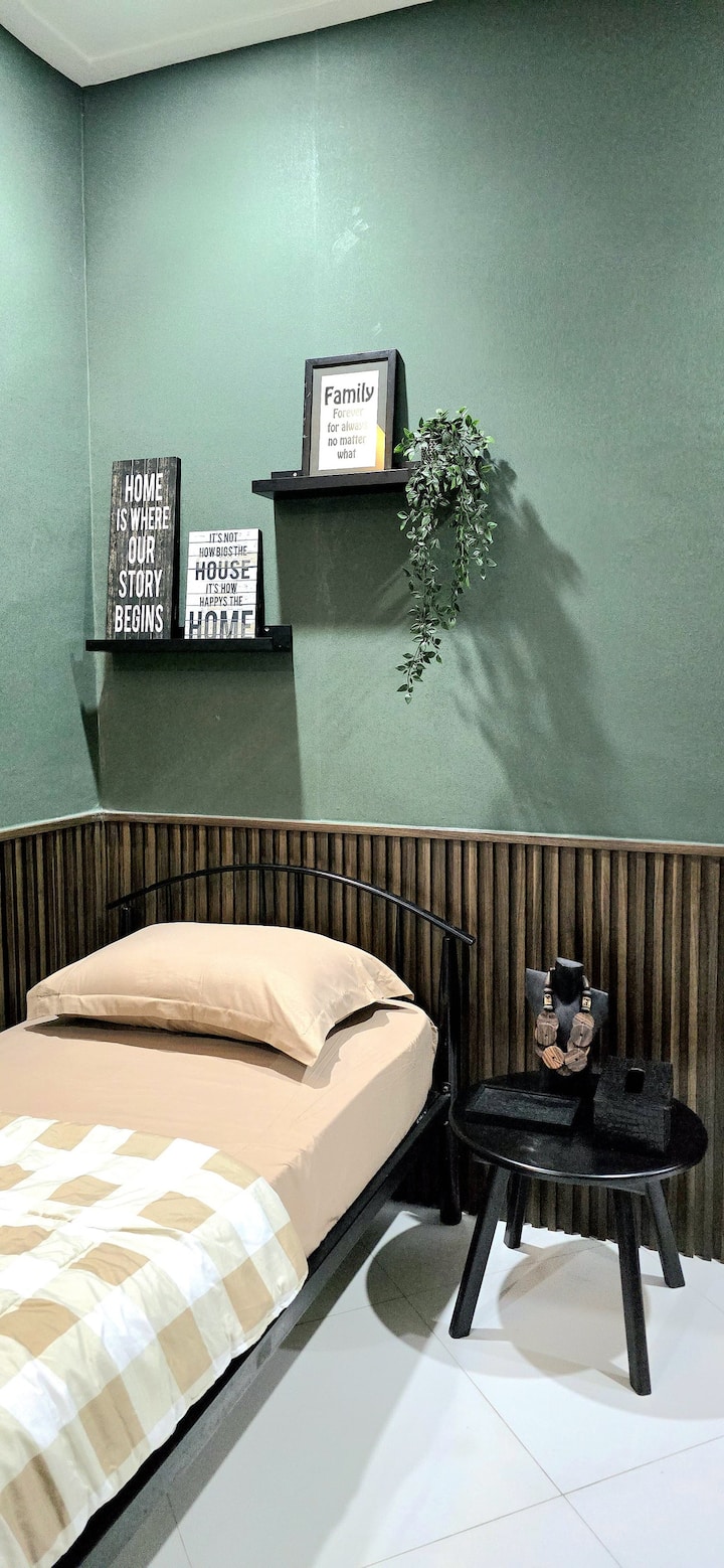 საძინებელი 1