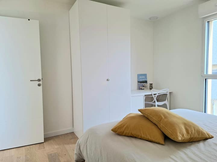 Pokojný priestor, ideálny na relaxáciu po dni na pláži alebo prechádzke.