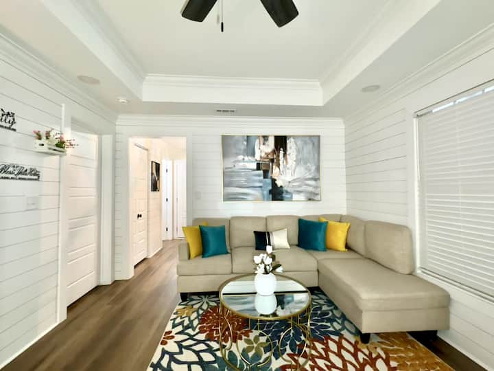 Cozy Oasis Near Downtown Greer - Greer, SC