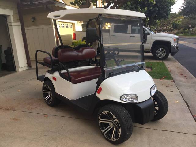 Aloha Special! Quiet 3 Bedroom Villa w/ Golf Cart! gallery image 3