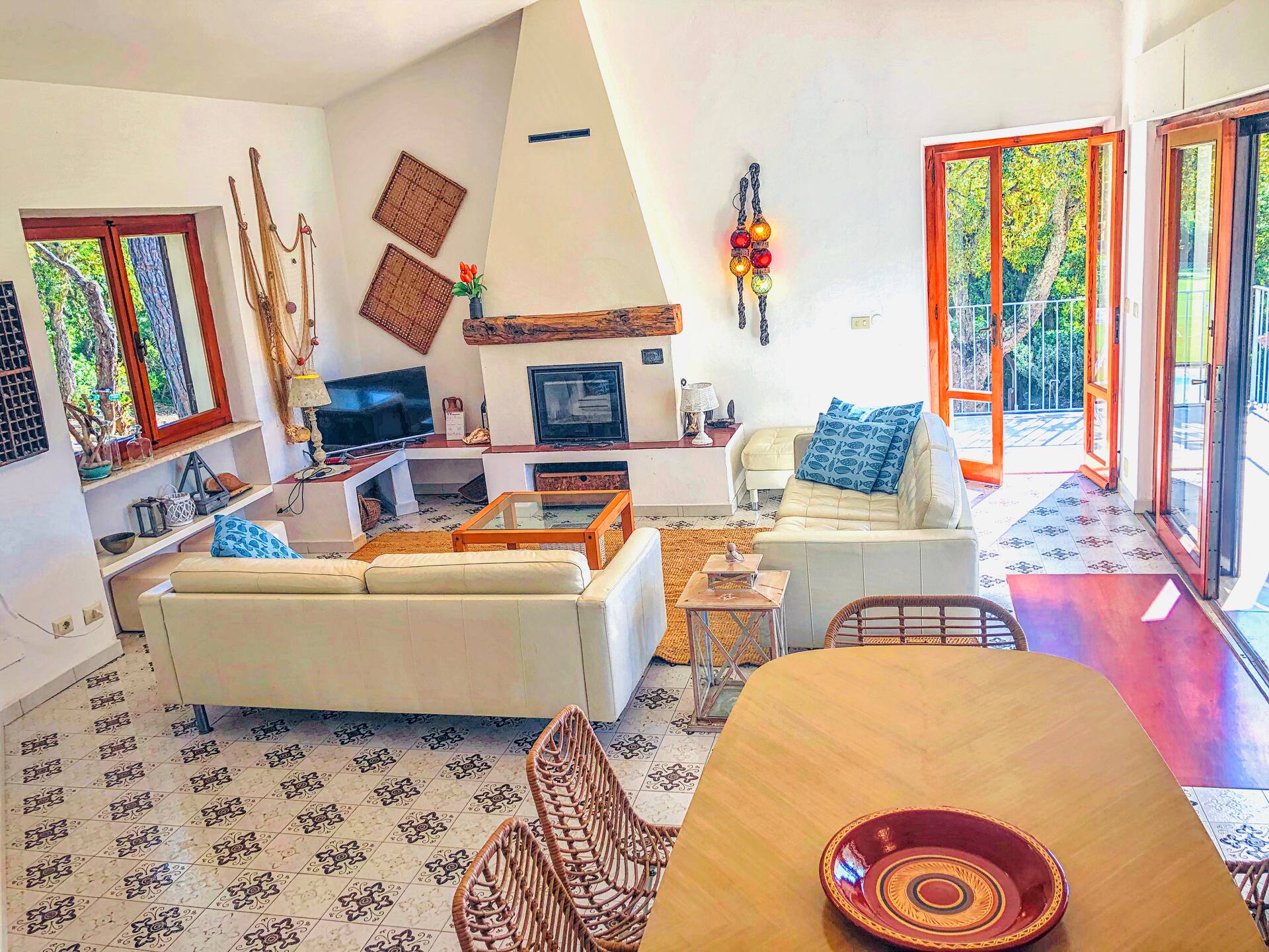 Private villa with pool, tennis, ping pong — photo 3