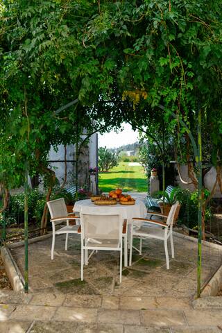 Villa Galluccio with swimming pool gallery image 4