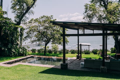 Monte Carlo at Lake Coatepeque