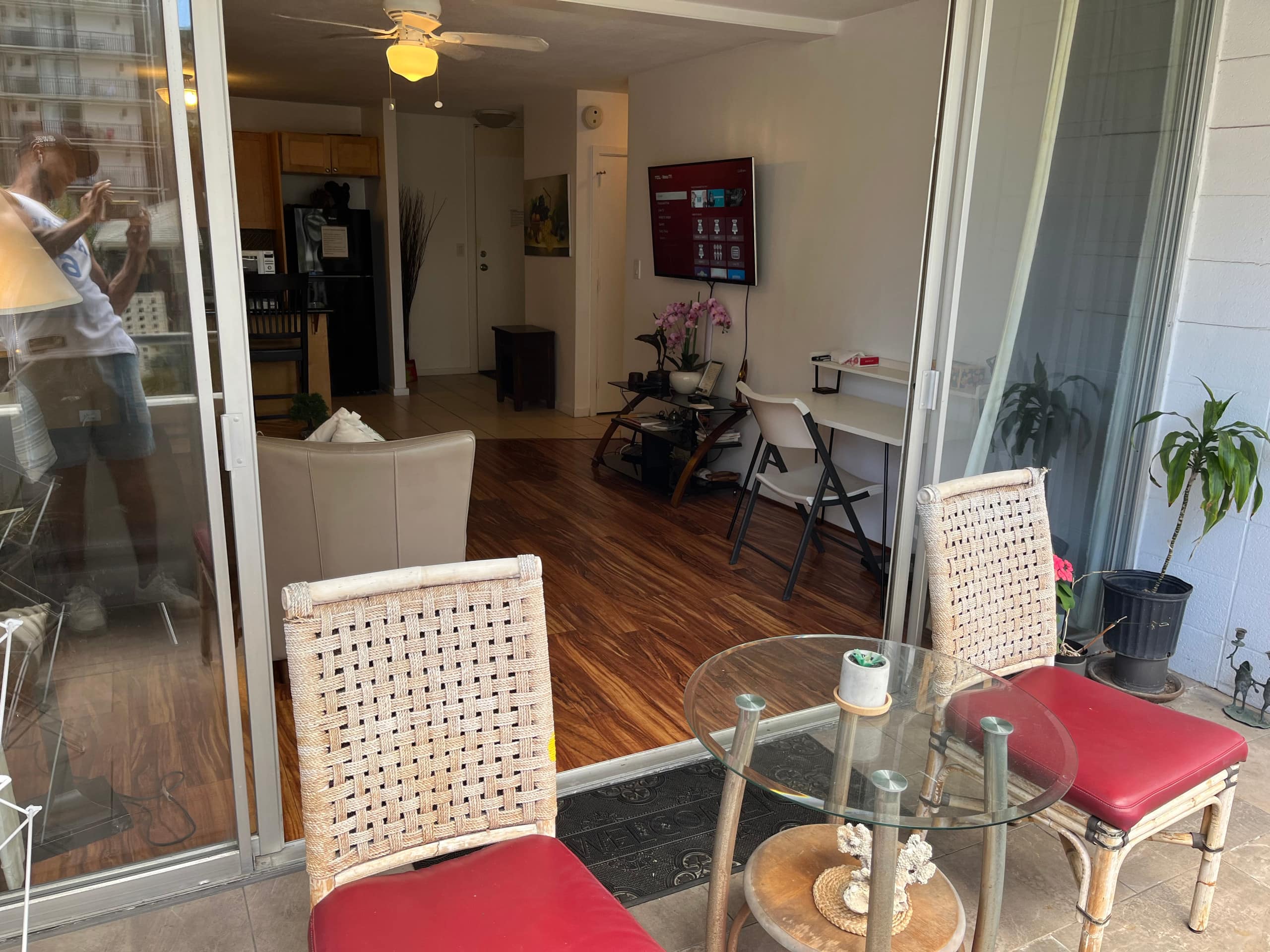 Condo in Honolulu · ★4.75 · 1 bedroom · 2 beds · 1 private bath - Image 5