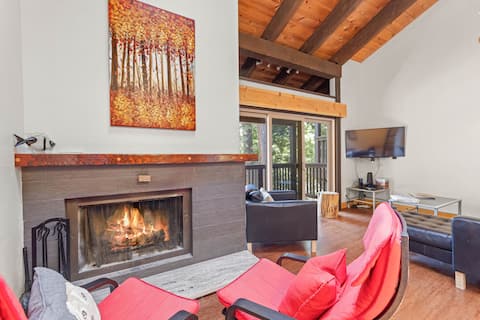 Top performing Airbnb: Tahoe City Townhome! in Dollar Point