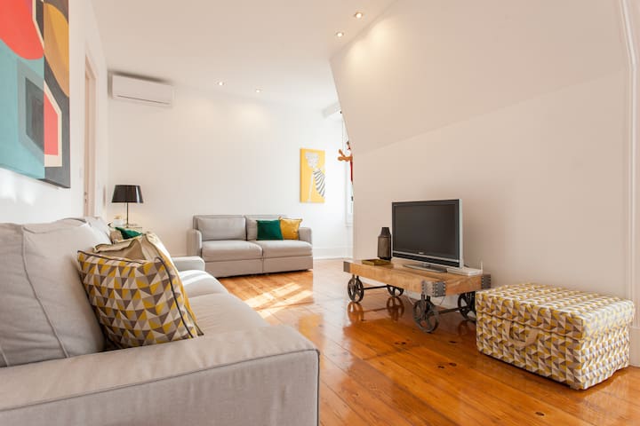 Design Sta Marta/ Liberdade Apartment