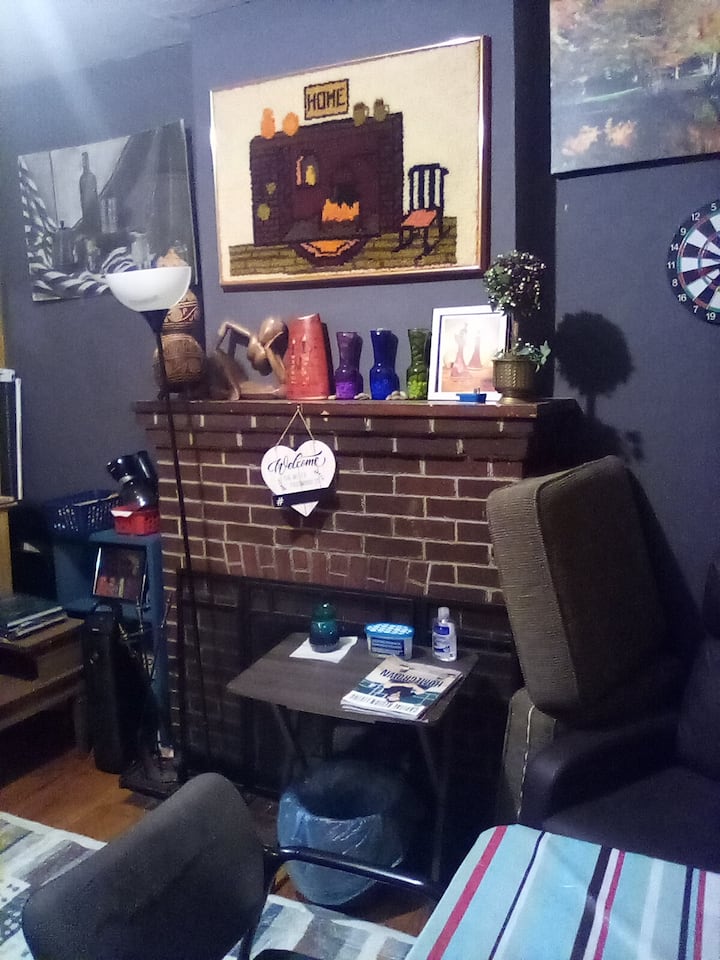 Albany Medical/downtown Albany/colleges/ Room H - Albany, NY