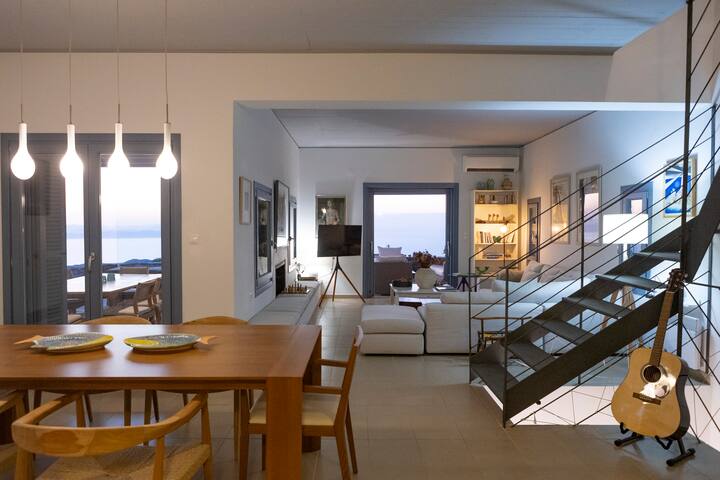 Villa Kyparissi in the island Kea gallery image 5