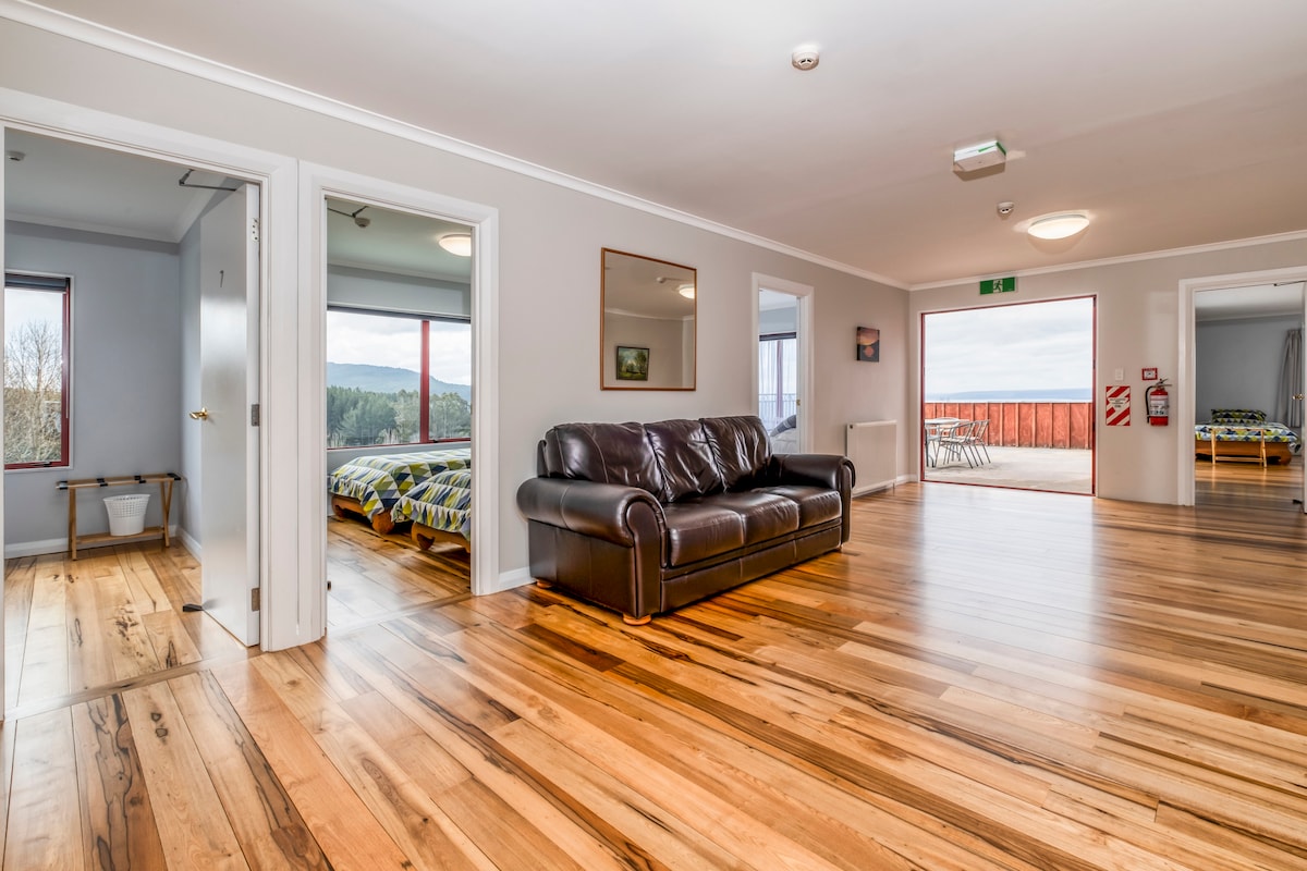 Top Airbnb: Omori Lodge | Family & Group-Friendly Stay in Waikato