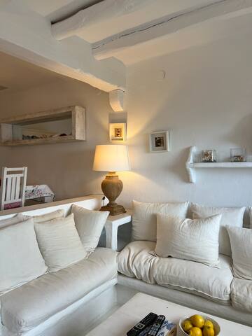 La caseta Blanca de Begur amb vistes al mar gallery image 2