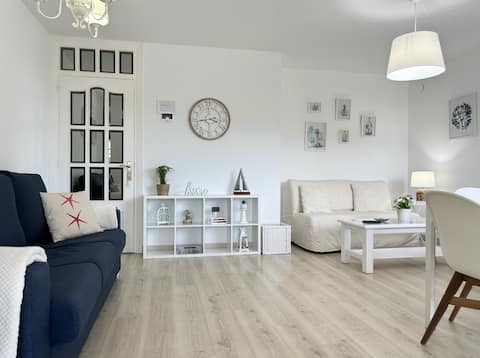 Propiedad de Airbnb exitosa: New. Lovely house 5 min.walking to the beach. en Ribamontán Al Mar