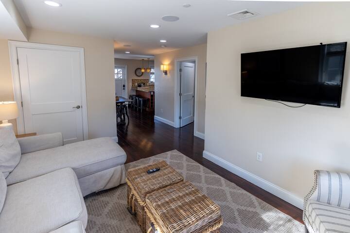 Instagramable Views of Harbor from Roof Deck gallery image 4