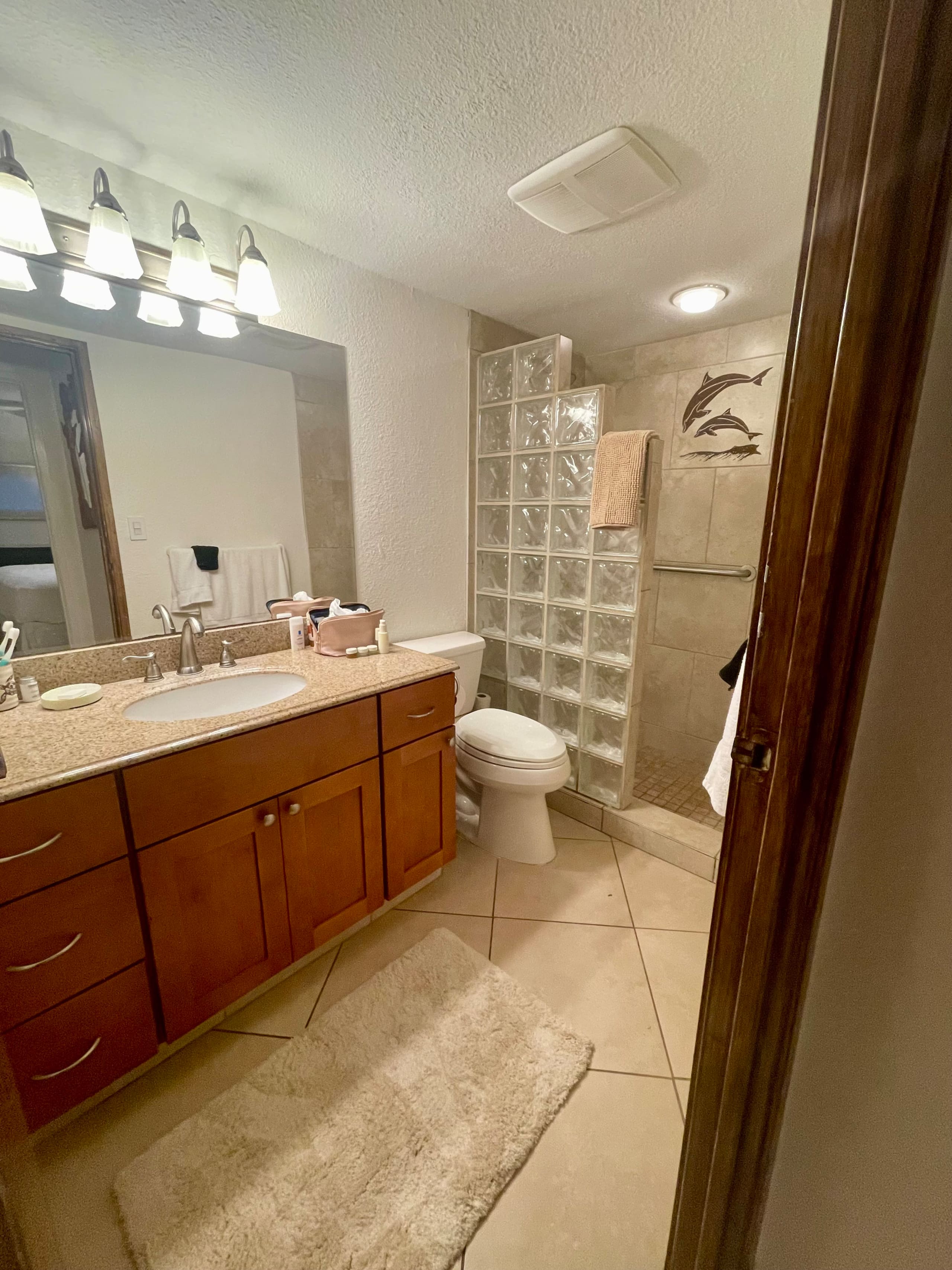 Condo in Wailuku · ★4.88 · 2 bedrooms · 2 beds · 2 baths - Image 9