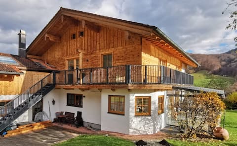 Apartment with terrace between Berchtesgaden/Salzburg