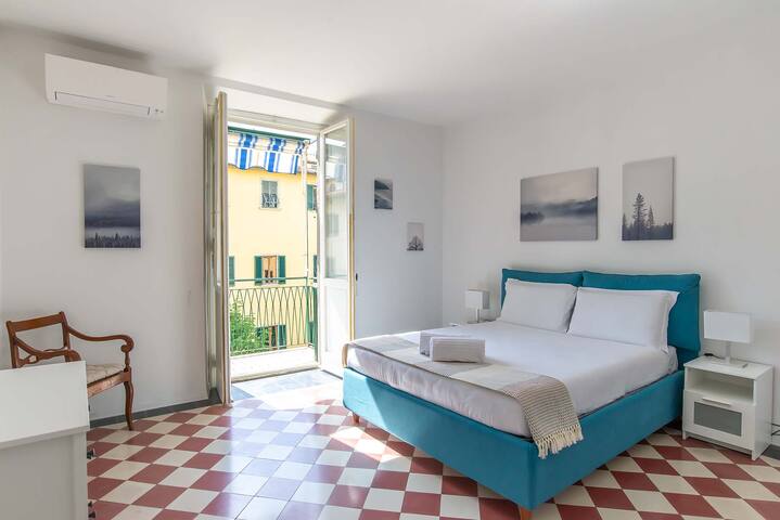 Classic Apartment in Florence city center