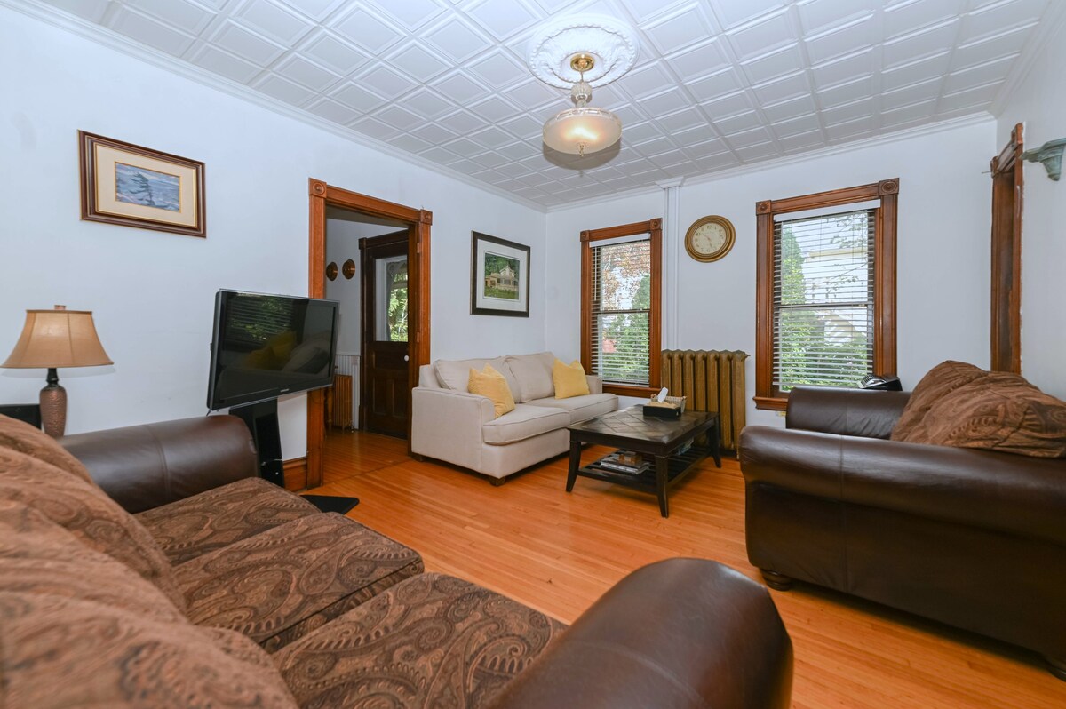 obývačka s rozkladacou pohovkou 