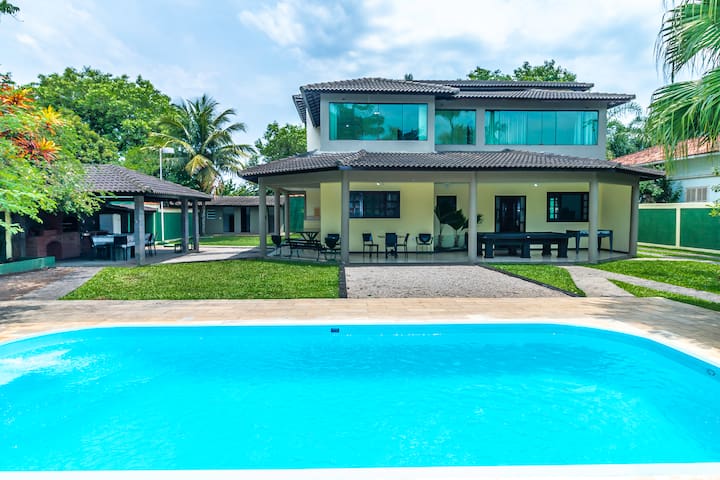 Piscina Churrasqueira