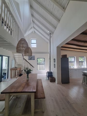 Scarborough Beach House gallery image 4