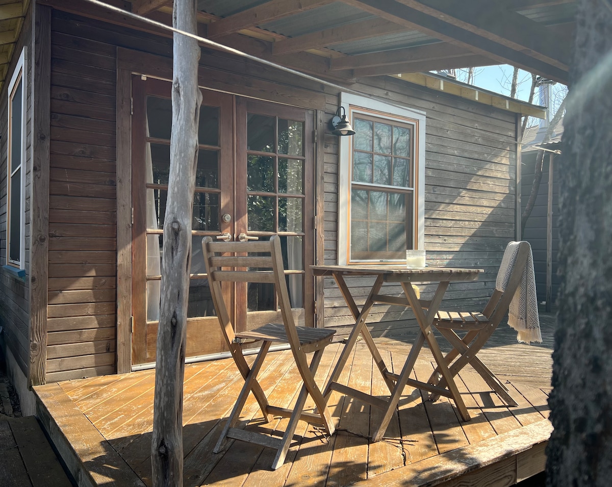 Private and Central Austin Casita