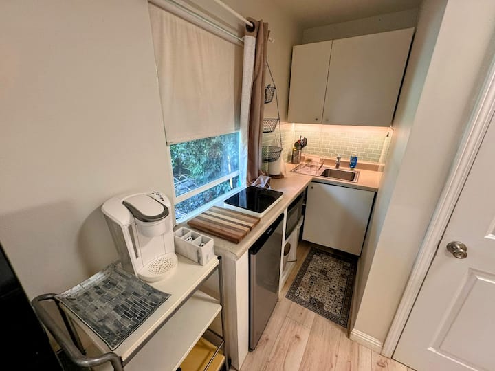 Private Room & Entrance With Backyard Near Dtla - Los Ángeles, CA