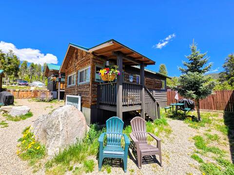 Angler Cabin #5: Lupine Village at Grand Lake