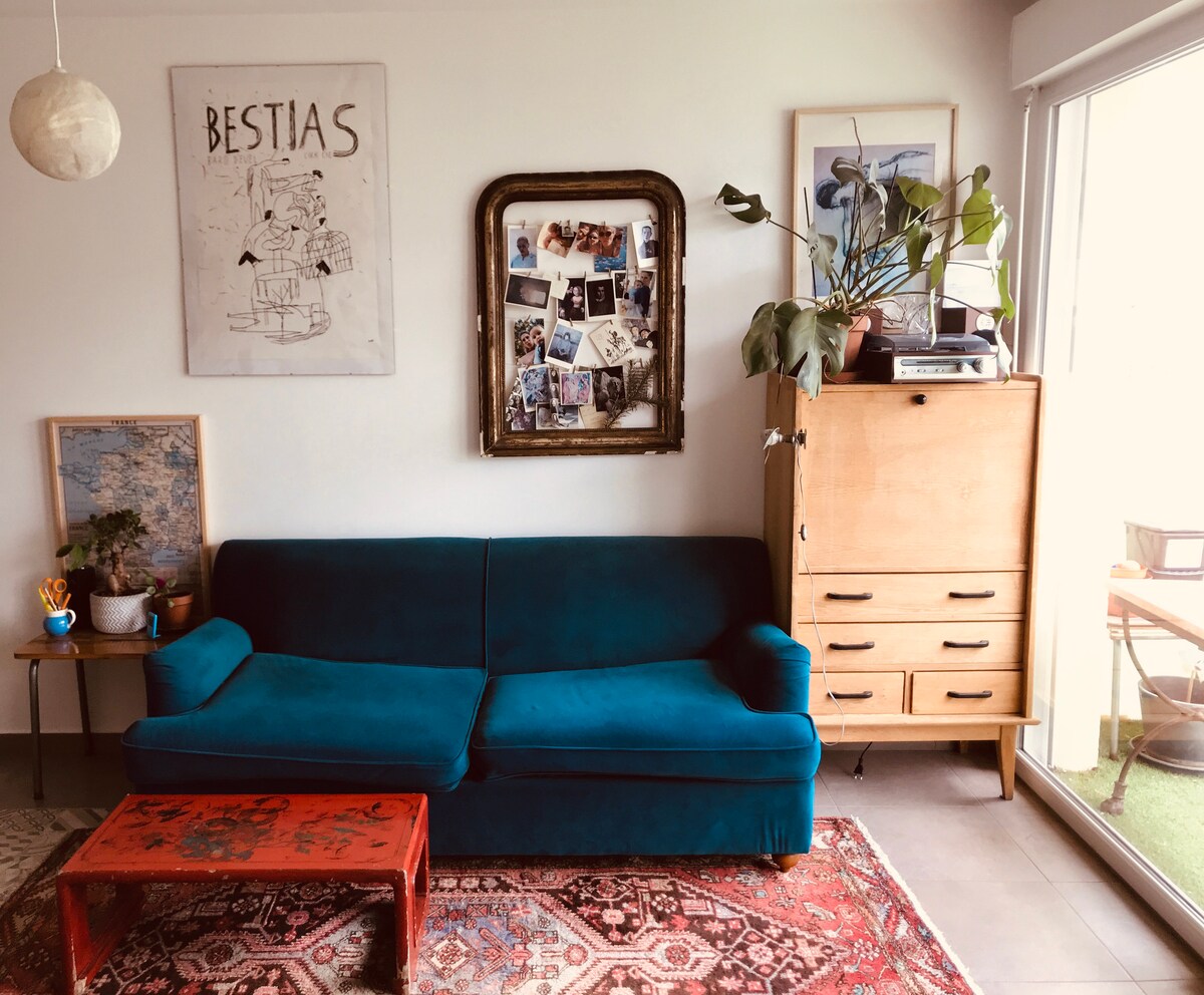 Top performing Airbnb: East Paris – Large 2-room – Cozy and quiet in Romainville
