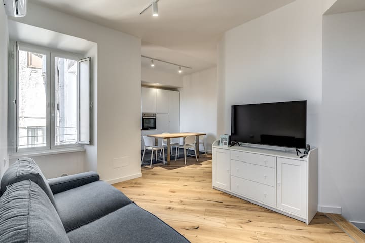 Charming Apartment Antonia 300 mt from Colosseum gallery image 3