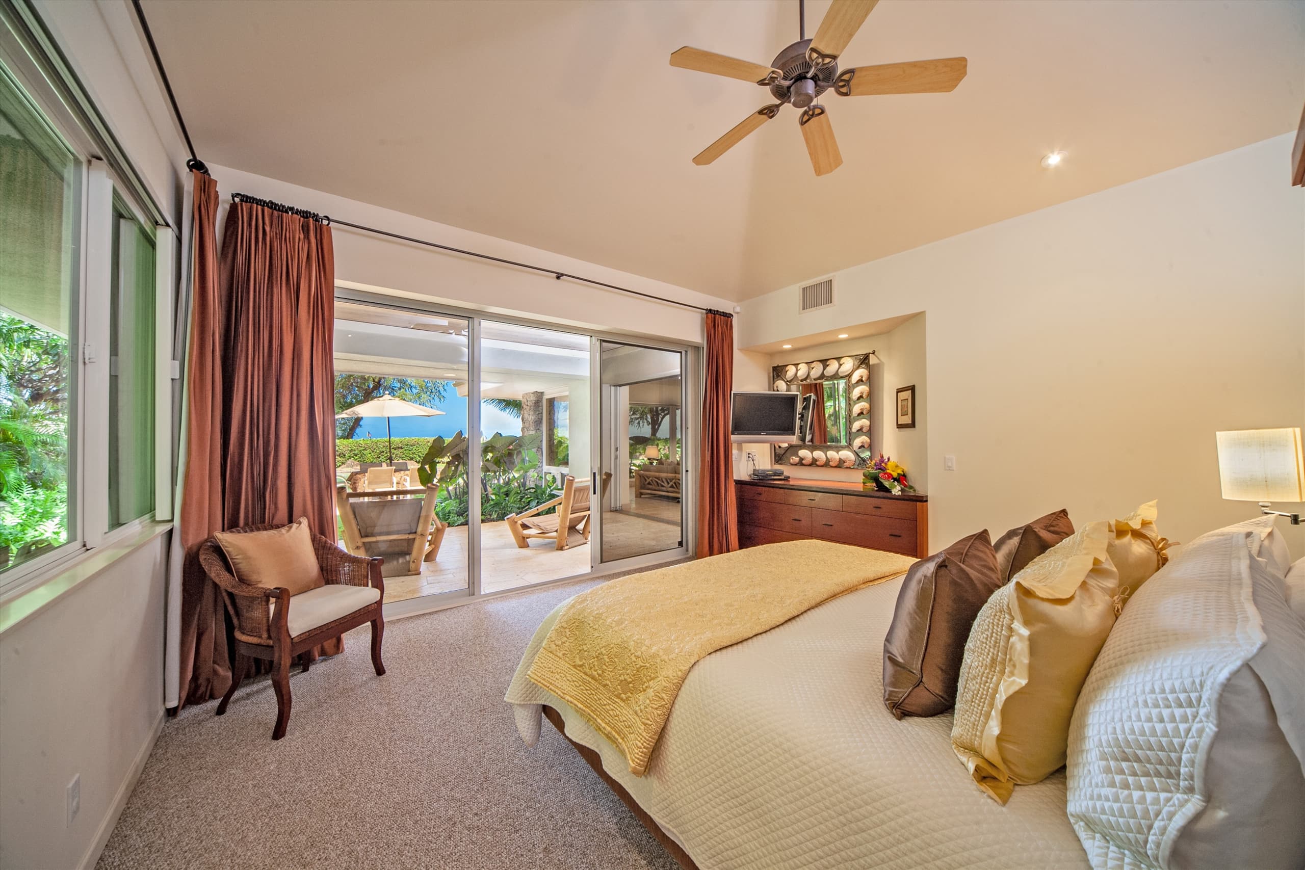 Home in Kaanapali · ★5.0 · 3 bedrooms · 4 beds · 3.5 baths - Image 7